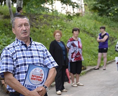 Виктор Соколов с жителями