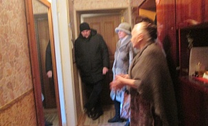 По обращению жителей города Алексина проведены замеры температуры в квартире