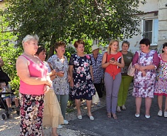 Благоустройство придомовых территорий в Суворове