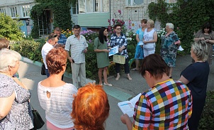 В Веневском районе эксперты встретились с жителями по актуальным вопросам ЖКХ 